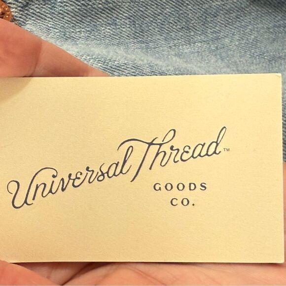 Universal Thread light washed denim wide leg jean. Size  25/L. NET - Picture 9 of 11